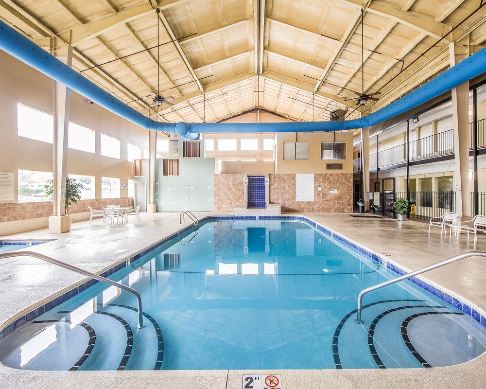 OYO Hotel Knoxville TN Cedar Bluff I-40 Eksteriør billede