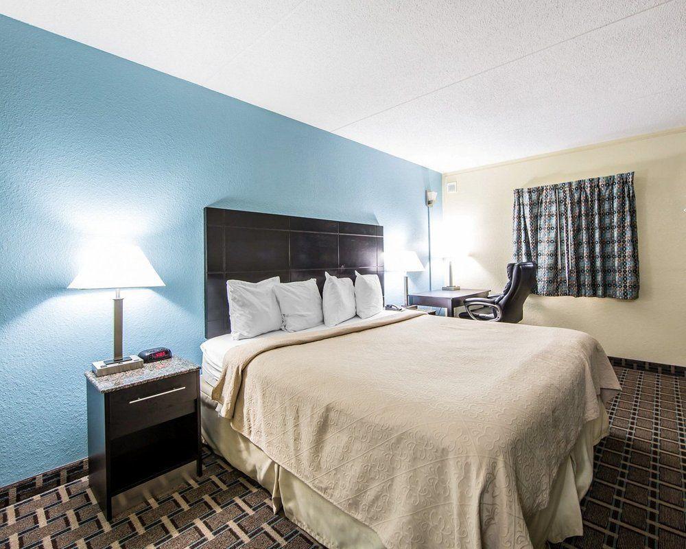 OYO Hotel Knoxville TN Cedar Bluff I-40 Eksteriør billede