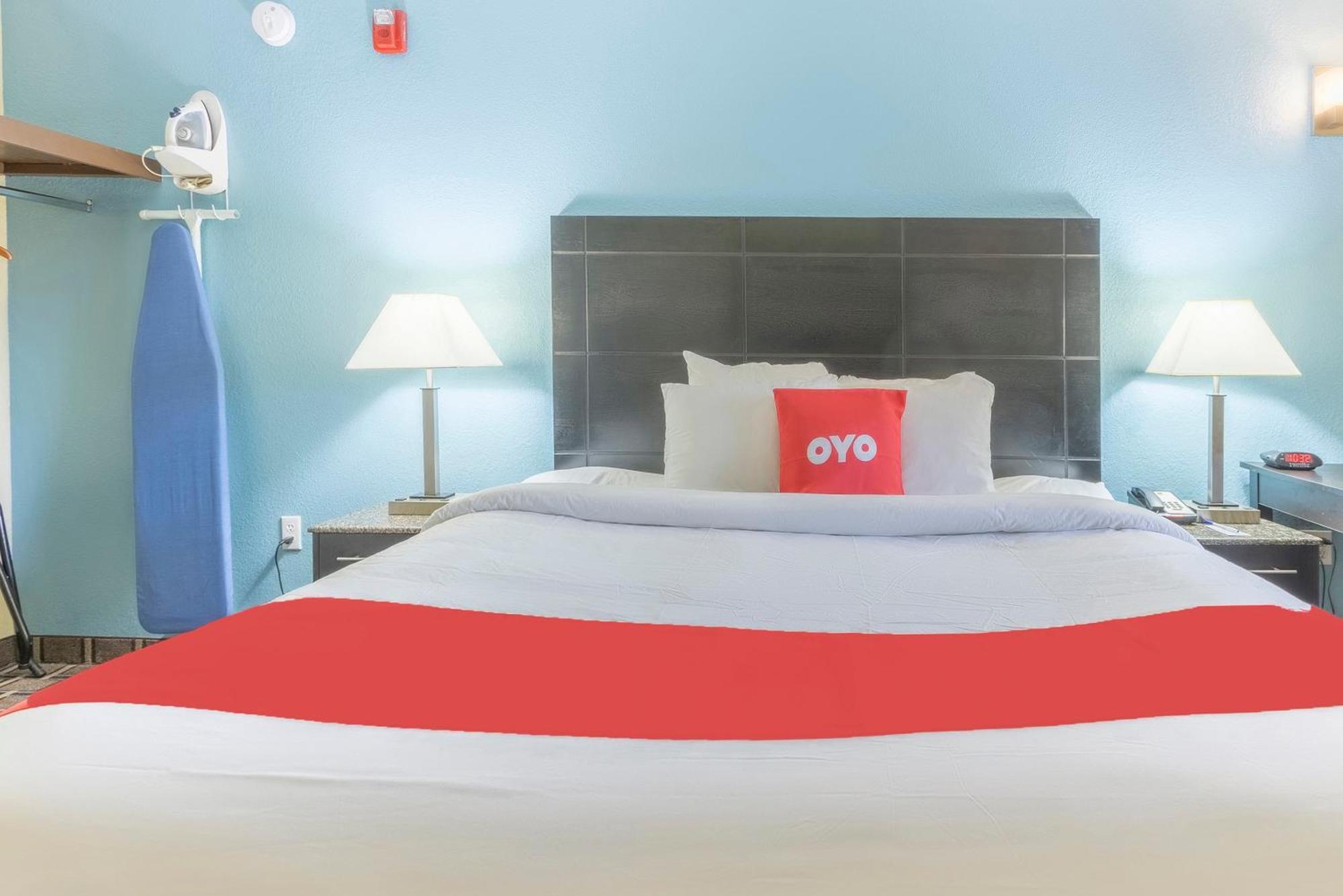 OYO Hotel Knoxville TN Cedar Bluff I-40 Eksteriør billede