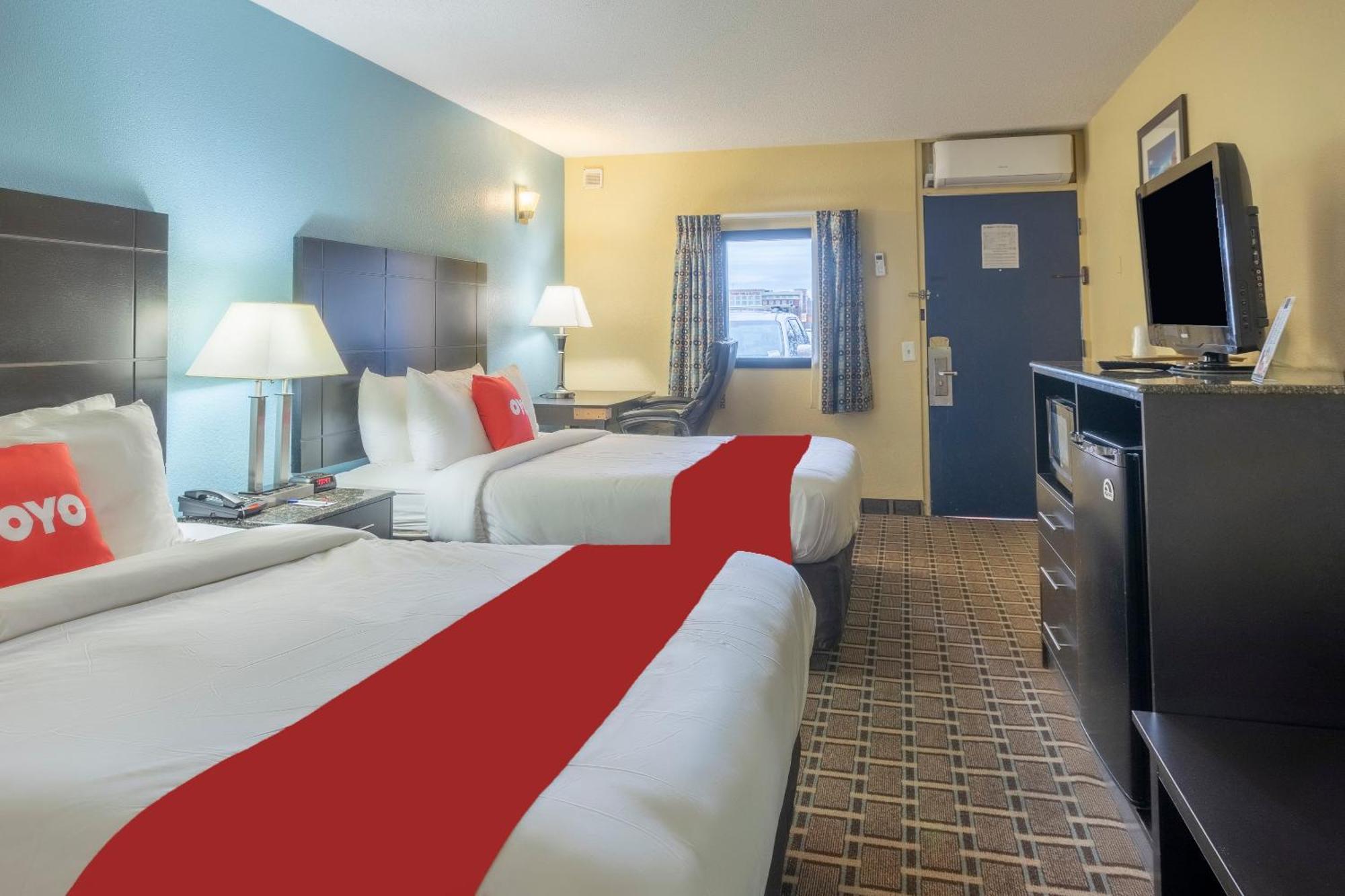 OYO Hotel Knoxville TN Cedar Bluff I-40 Eksteriør billede